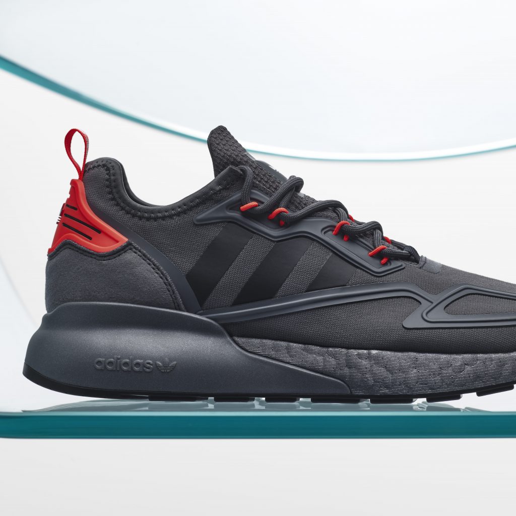 adidasOriginals_SS21_ZX 2K BOOST_H06576_MALE_DETAIL_3-min